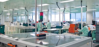 laboratorium Een laboratorium waar gewerkt wordt.